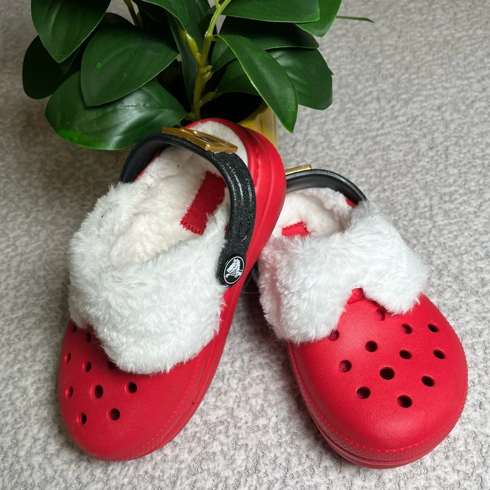 NWT Crocs Kids C8 Classic Lined Holiday Santa Clog Red & White Buckle Back Strap